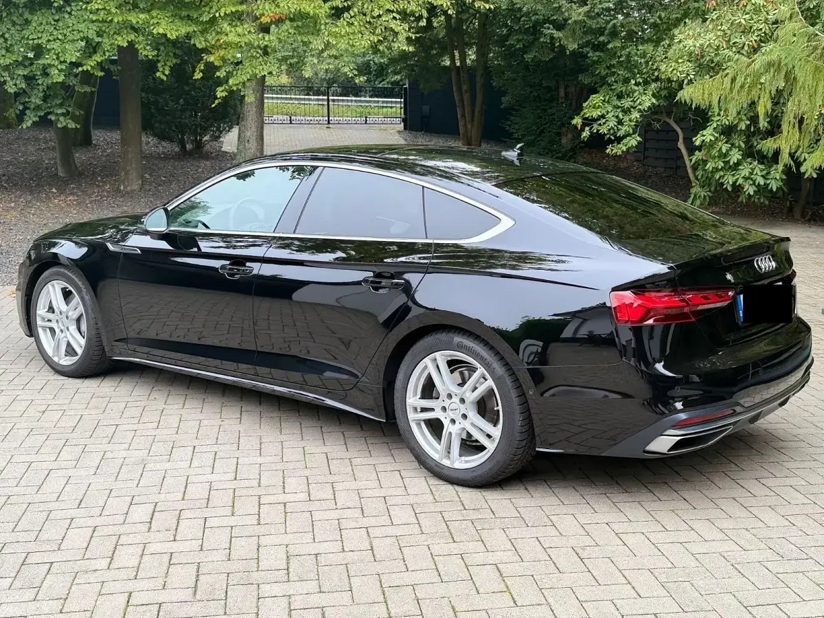 Gebraucht Audi A5 Sportback Advanced Plus 190 PS (139 kW) 2020 Schwarz Kleinwagen