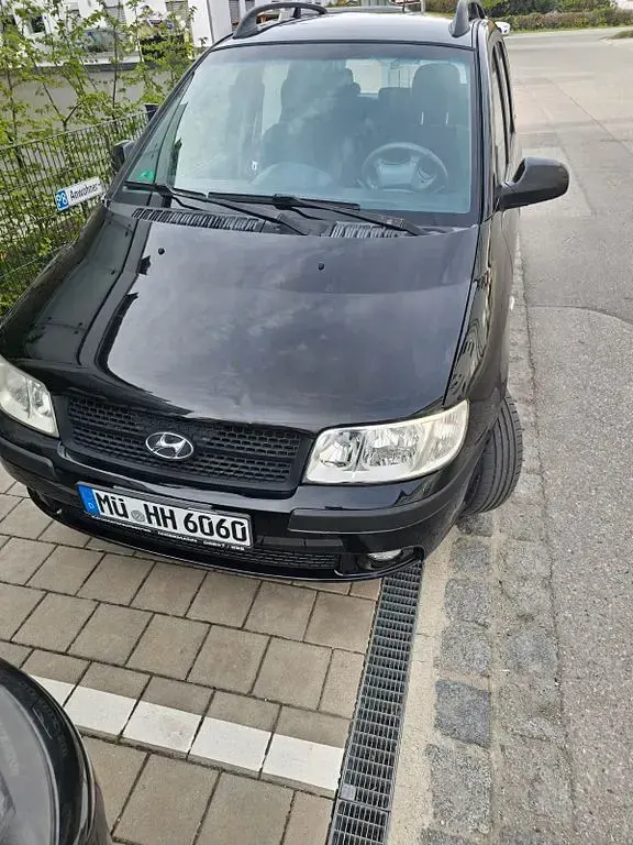Używany Hyundai Matrix GLS 103 KM (75 kW) 2007 Czarny Minivan
