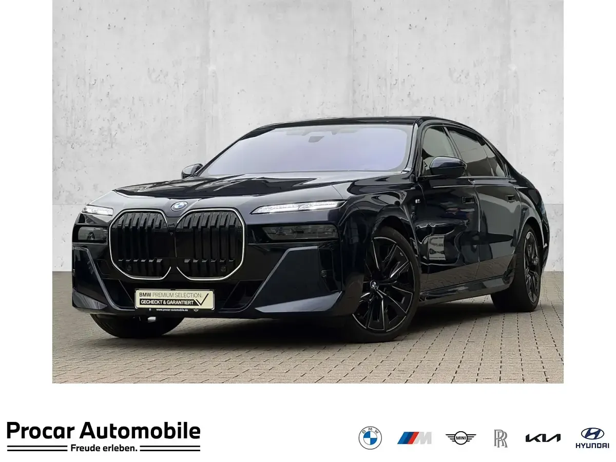 Gebraucht BMW 740 M Sport 299 PS (219 kW) 2025 Limousine