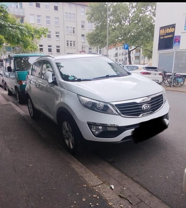 Weiß Gebraucht 2013 Kia Sportage SUV | 8.500 € (Fairer Preis) - Bild 1/4