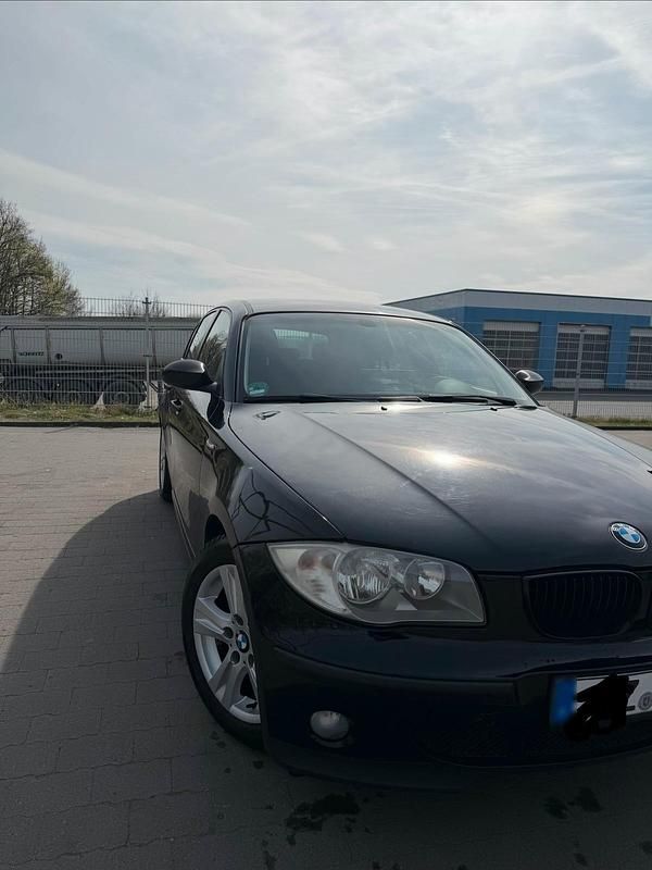 Gebraucht BMW 116 116 PS (85 kW) 2006 Schwarz Kleinwagen