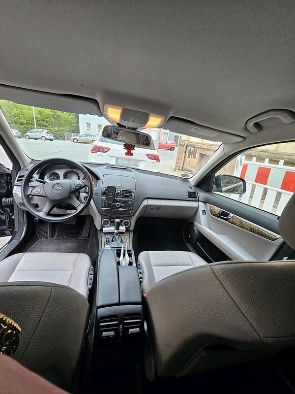 Gebraucht Mercedes C220 170 PS (125 kW) 2008 Schwarz Kombi
