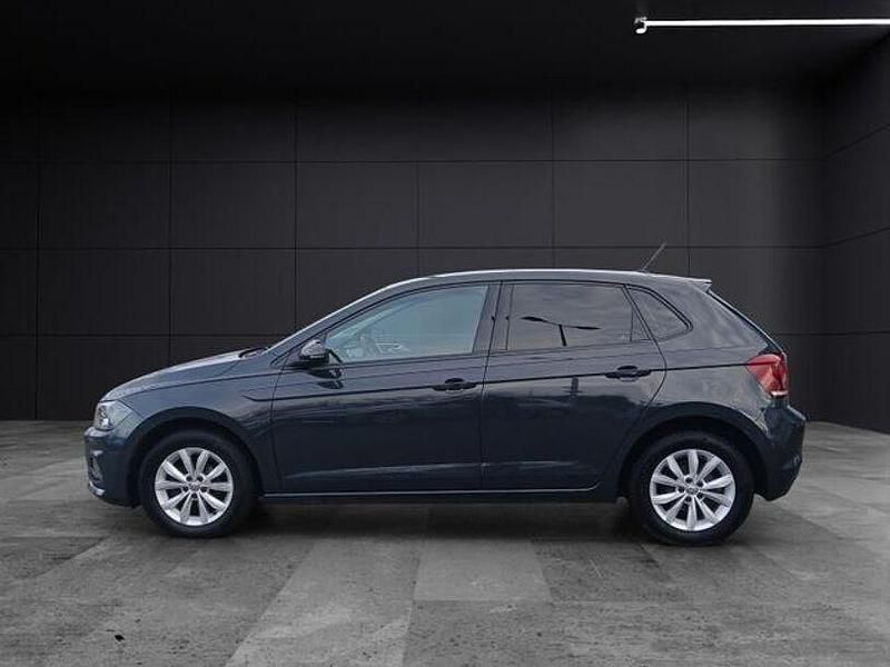 Gebraucht VW Polo Highline 95 PS (69 kW) 2019 Uranograu Limousine