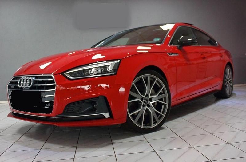 Rot Gebraucht 2019 Audi A5 Sportback S-Line Kleinwagen | 38.000 € (Teuer) - Bild 1/4