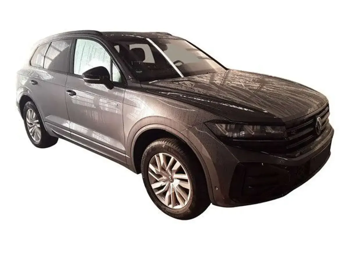 Gebraucht VW Touareg Style 286 PS (210 kW) 2025 Grau SUV