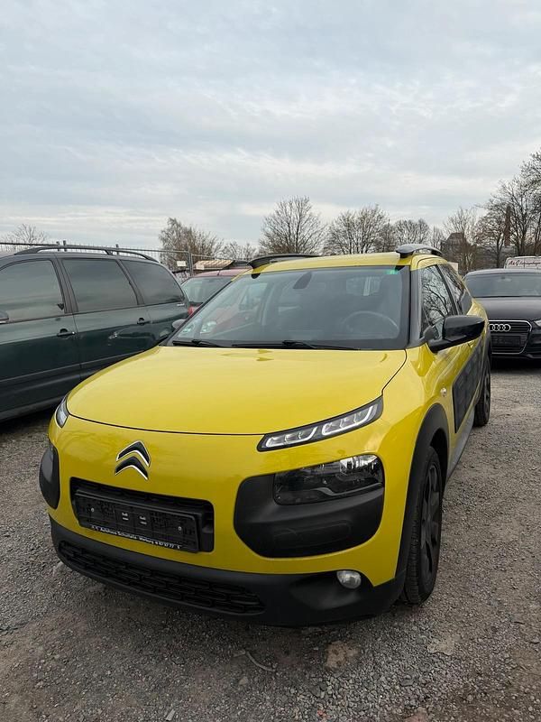 Gebraucht Citroën C4 80 PS (58 kW) 2017 Andere farben SUV
