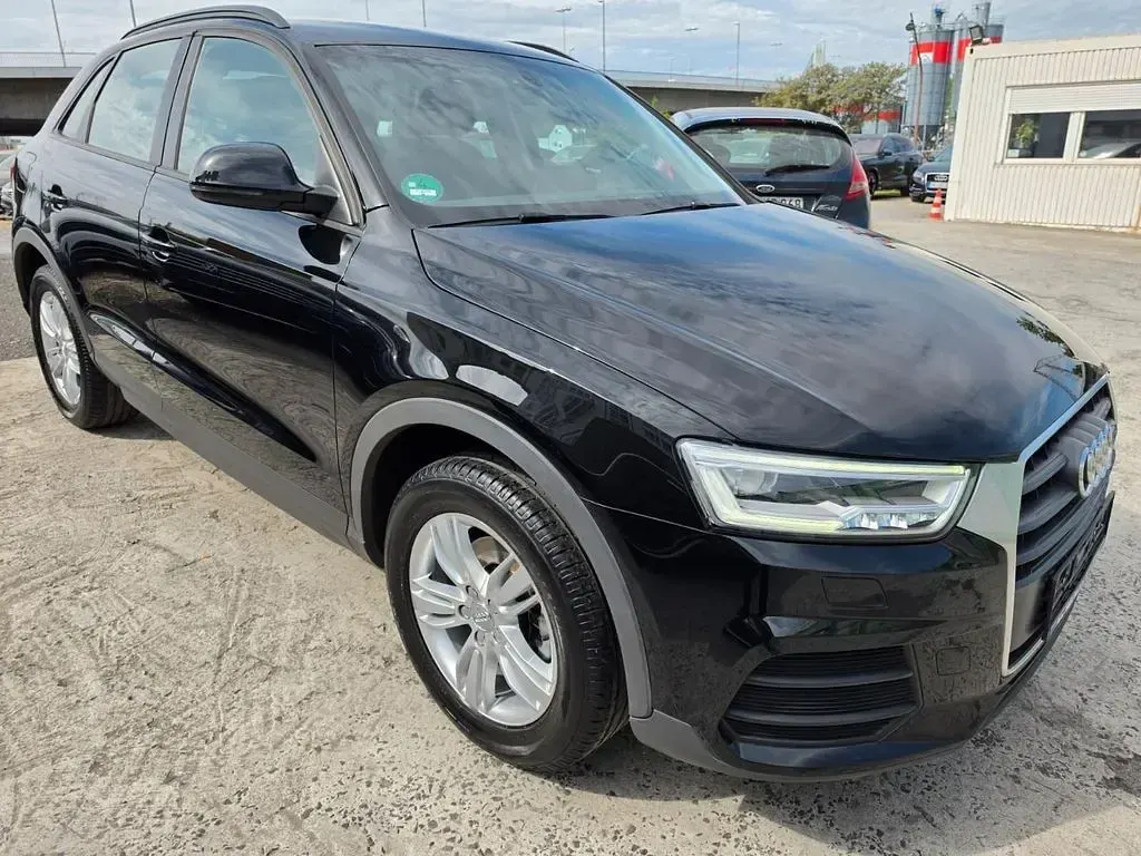 Gebraucht Audi Q3 Ambiente 125 PS (91 kW) 2017 Schwarz SUV