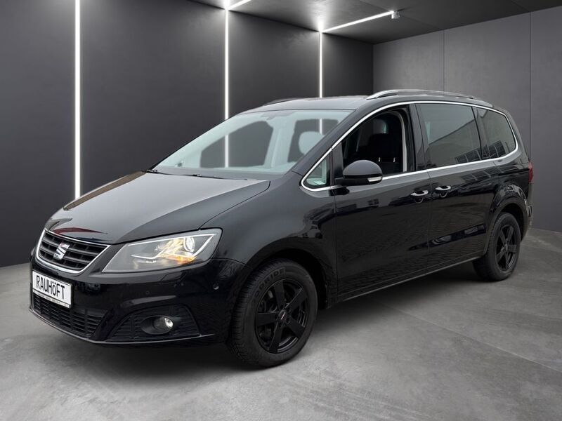Schwarz Gebraucht 2017 Seat Alhambra Style Van / Kleinbus | 21.990 € (Teuer) - Bild 1/4
