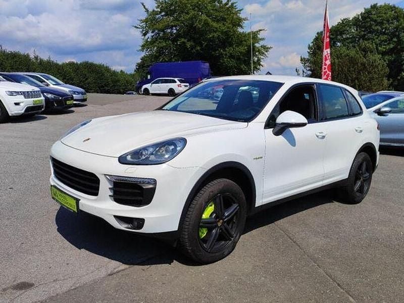 Gebraucht Porsche Cayenne S E-Hybrid 333 PS (244 kW) 2016 Weiß SUV
