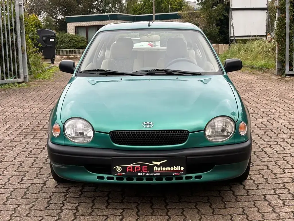 Occasion Toyota Corolla 86 ch (63 kW) 1998 Vert Berline