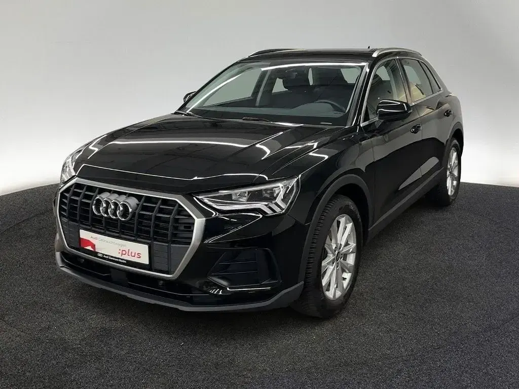 Gebraucht Audi Q3 Comfort 150 PS (110 kW) 2024 Schwarz SUV