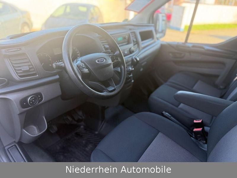Gebraucht Ford Transit Custom 105 PS (77 kW) 2019 Weiß Van / Kleinbus