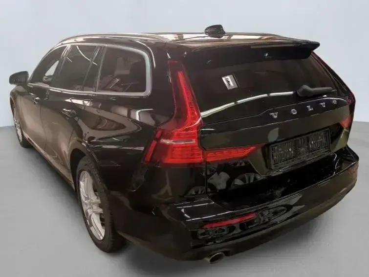 Occasion Volvo V60 197 ch (144 kW) 2021 Noir Break