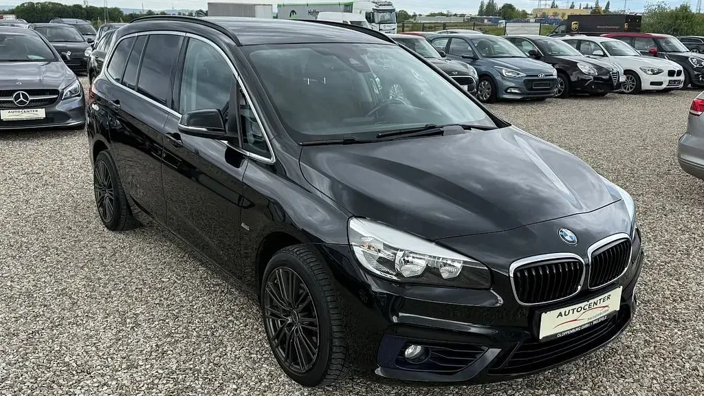 Gebraucht BMW 220 Sport Line 192 PS (141 kW) 2016 Schwarz Kombi