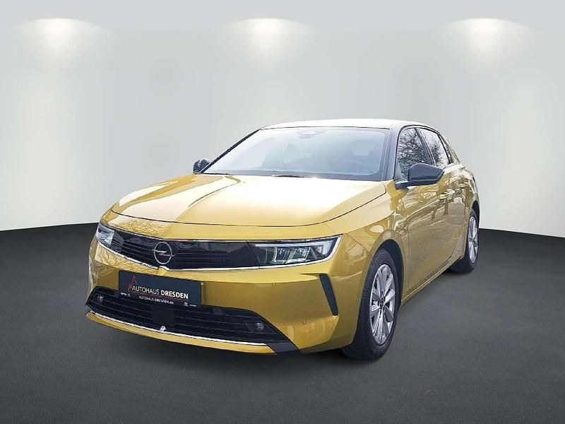 Gebraucht Opel Astra Elegance 131 PS (96 kW) 2023 Kult gelb Limousine