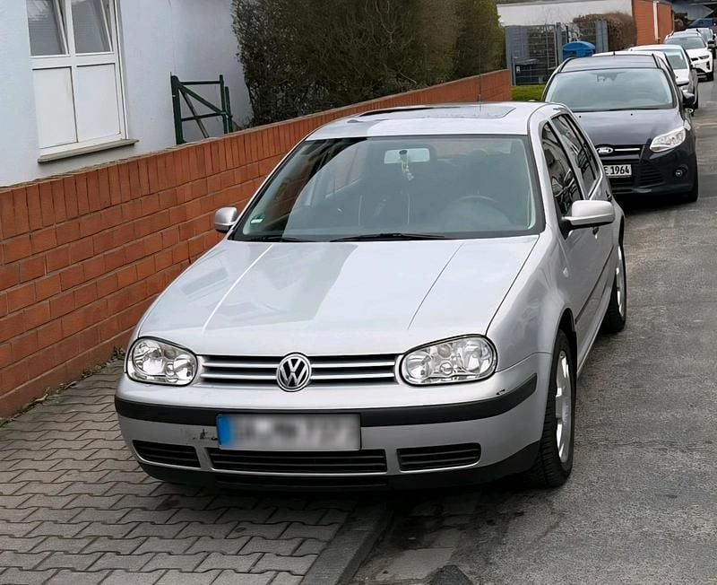 Gebraucht VW Golf IV 95 PS (69 kW) 2000 Silber Limousine