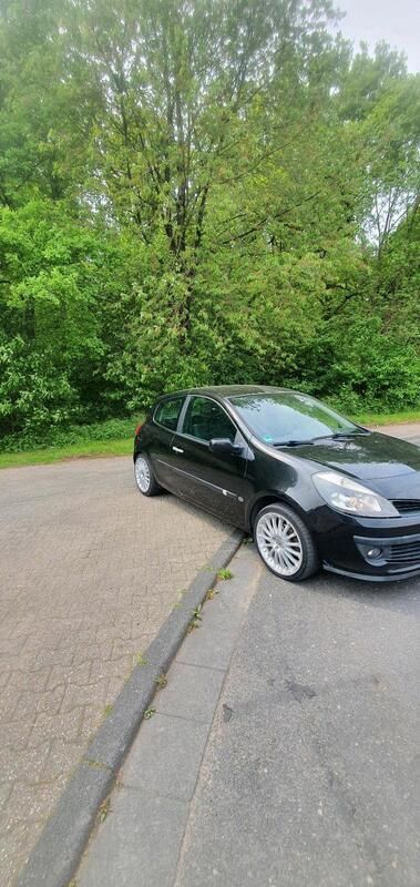 Schwarz Gebraucht 2006 Renault Clio III Limousine | 1.450 € (Guter Preis) - Bild 1/4
