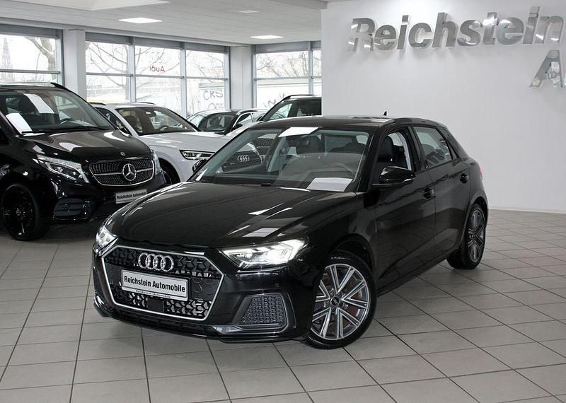 Mythosschwarz Gebraucht 2022 Audi A1 Sportback Advanced Kleinwagen | 23.980 € (Guter Preis) - Bild 1/4