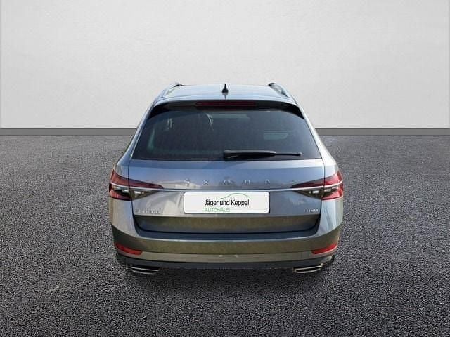 Gebraucht Skoda Superb Style 280 PS (205 kW) 2023 Graphitegrau metallic Kombi