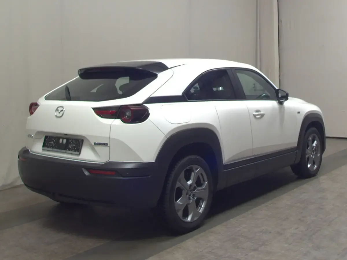 Gebraucht Mazda MX30 106 kW (145 PS) 2024 Weiss SUV