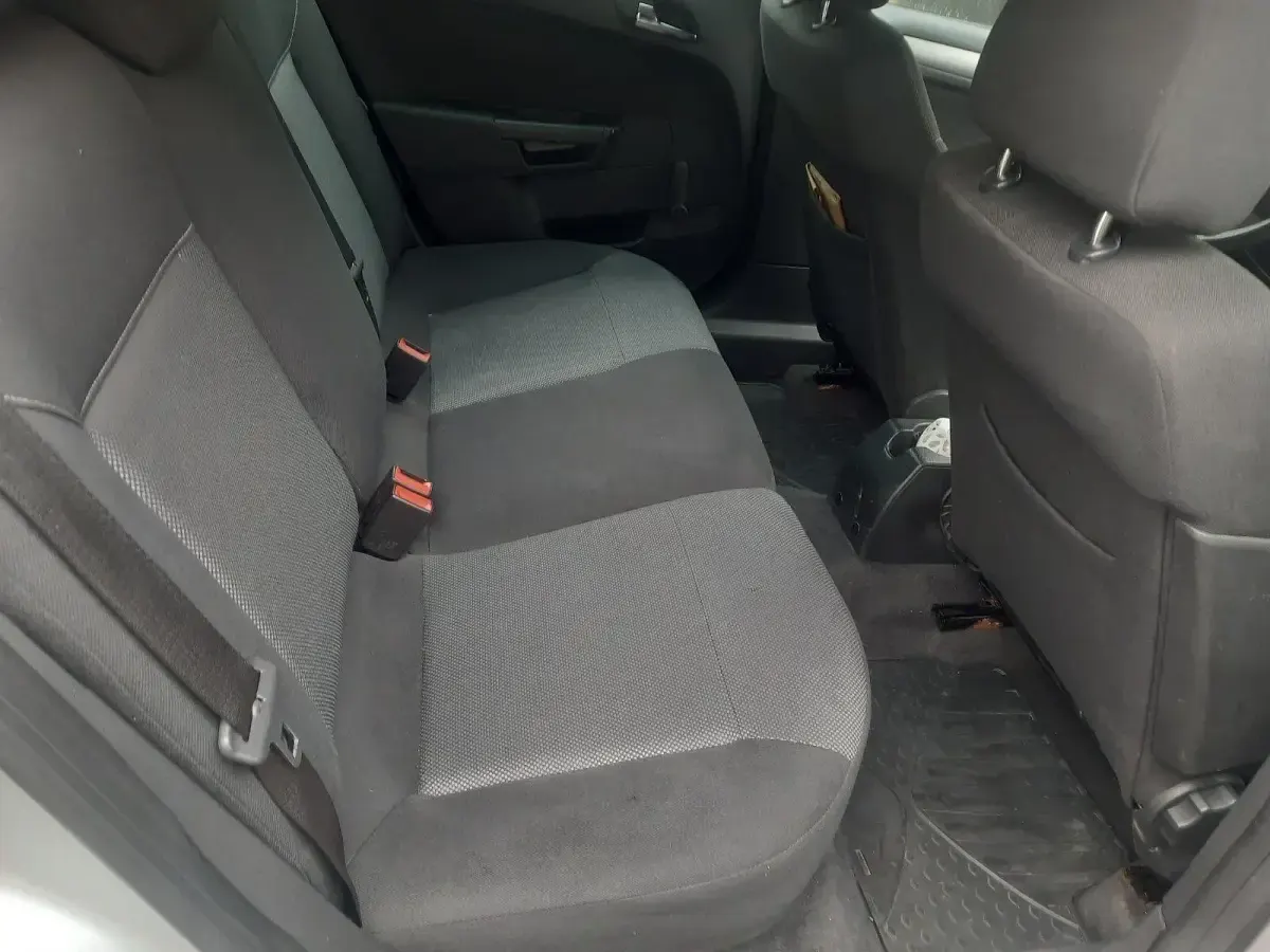 Gebraucht Opel Astra 110 PS (80 kW) 2010 Silber Kombi