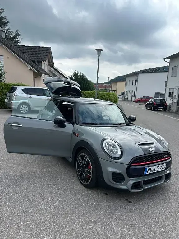 Gebraucht Mini John Cooper Works 231 PS (169 kW) 2017 Grau Kleinwagen