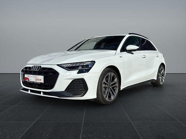 Gebraucht Audi A3 S-Line 116 PS (85 kW) 2025 Gletscherweiß metallic Limousine