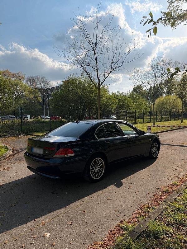 Gebraucht BMW 730 218 PS (160 kW) 2004 Blau Limousine