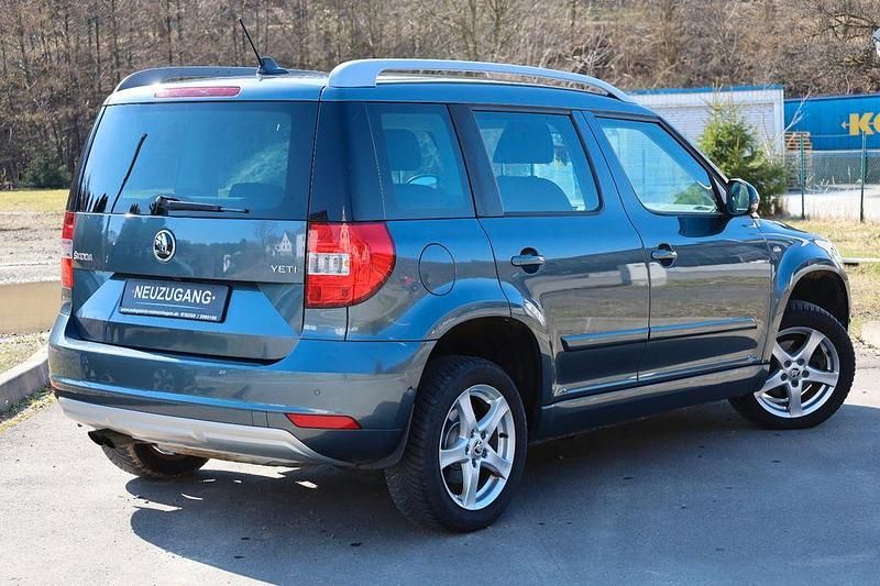 Gebraucht Skoda Yeti 122 PS (89 kW) 2015 Grau SUV