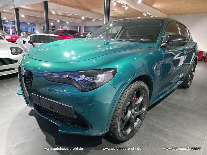 Gebraucht Alfa Romeo Stelvio 280 PS (205 kW) 2024 Grün SUV
