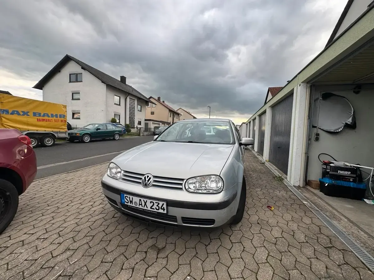 Gebraucht VW Golf III 101 PS (74 kW) 1998 Silber Kleinwagen