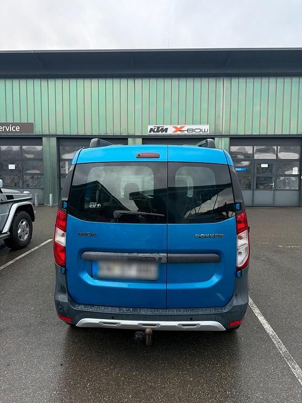 Gebraucht Dacia Dokker 116 PS (85 kW) 2015 Blau Van / Kleinbus
