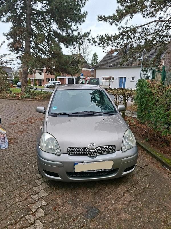 Gebraucht Toyota Yaris 87 PS (63 kW) 2004 Braun Kleinwagen