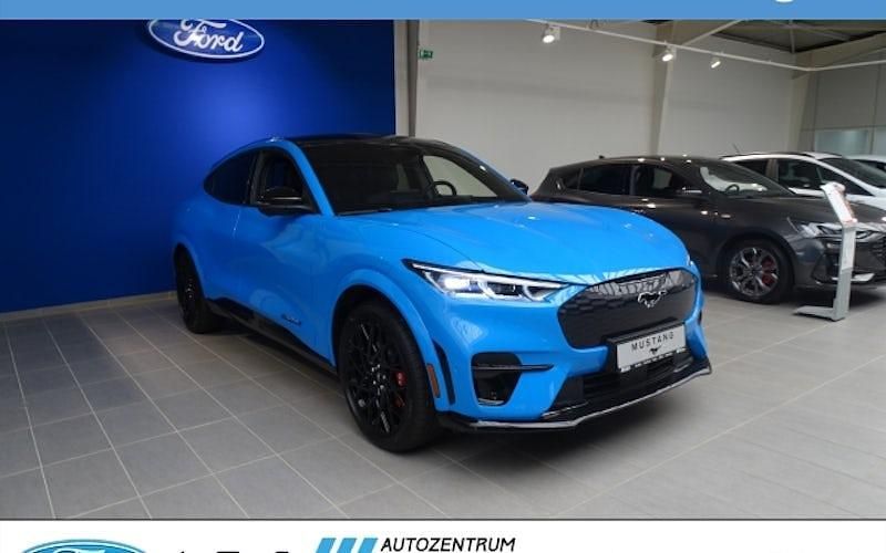 Blau Gebraucht 2024 Ford Mustang Mach-E GT SUV | 55.481 € (Teuer) - Bild 1/4
