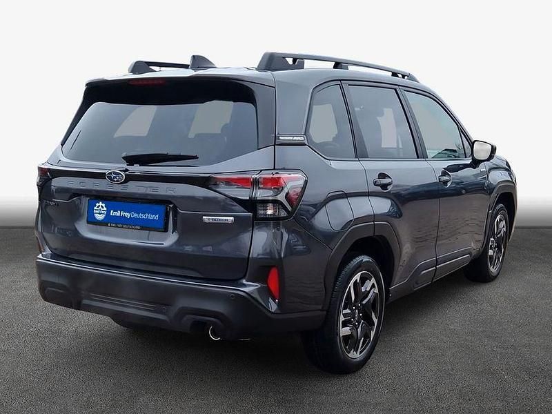Neu Subaru Forester Exclusive+ 136 PS (100 kW) 2025 Grau SUV