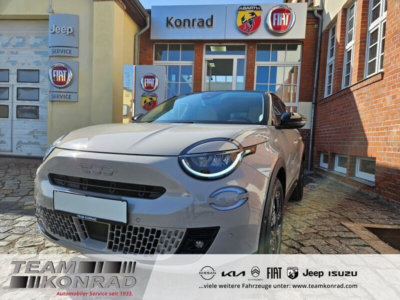 Beige Neu 2025 Fiat 600E La Prima SUV | 33.250 € (Superpreis) - Bild 1/4