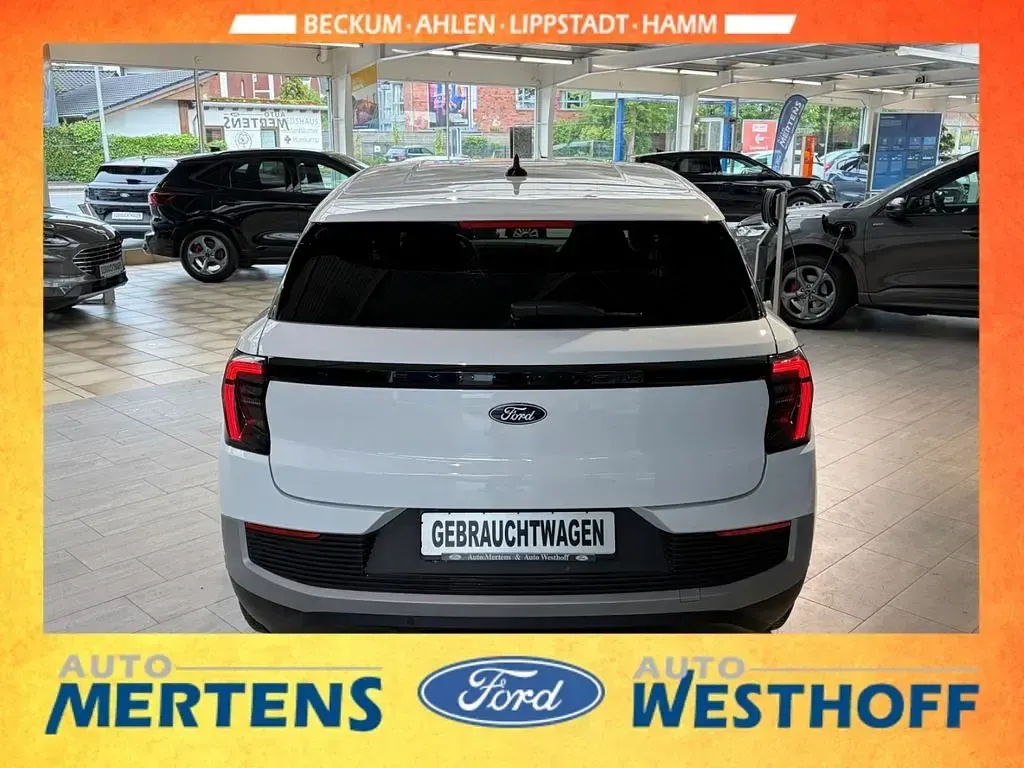 Używany Ford Explorer 250 kW (340 KM) 2025 Biały SUV