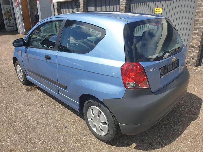 Gebraucht Chevrolet Kalos 72 PS (52 kW) 2005 Blau Kleinwagen