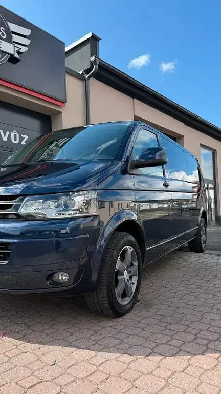 Gebraucht VW Caravelle 140 PS (102 kW) 2011 Blau Van