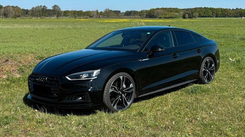 Schwarz Gebraucht 2018 Audi A5 Sportback S-Line Limousine | 34.950 € (Teuer) - Bild 1/4