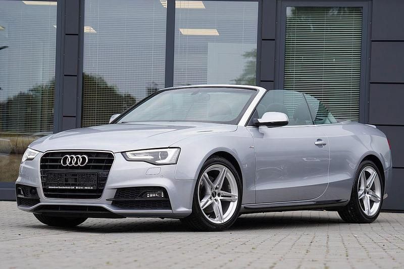 Florettsilber Gebraucht 2016 Audi A5 Cabriolet Design Cabrio | 19.980 € (Etwas zu teuer) - Bild 1/4