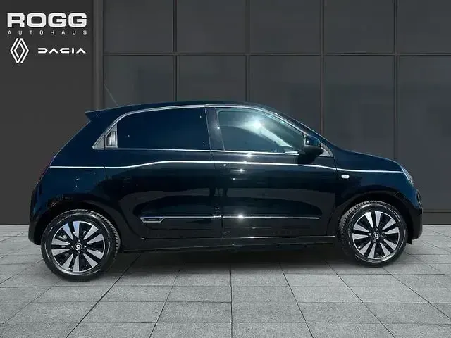 Gebraucht Renault Twingo Techno 60 kW (82 PS) 2022 Schwarz Kleinwagen