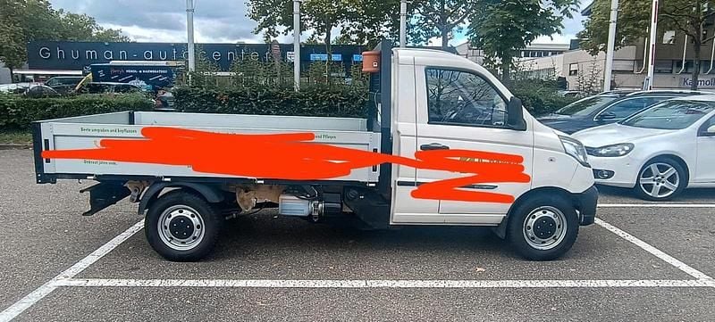 Weiß Gebraucht 2022 Piaggio Porter SUV | 20.000 € - Bild 1/4