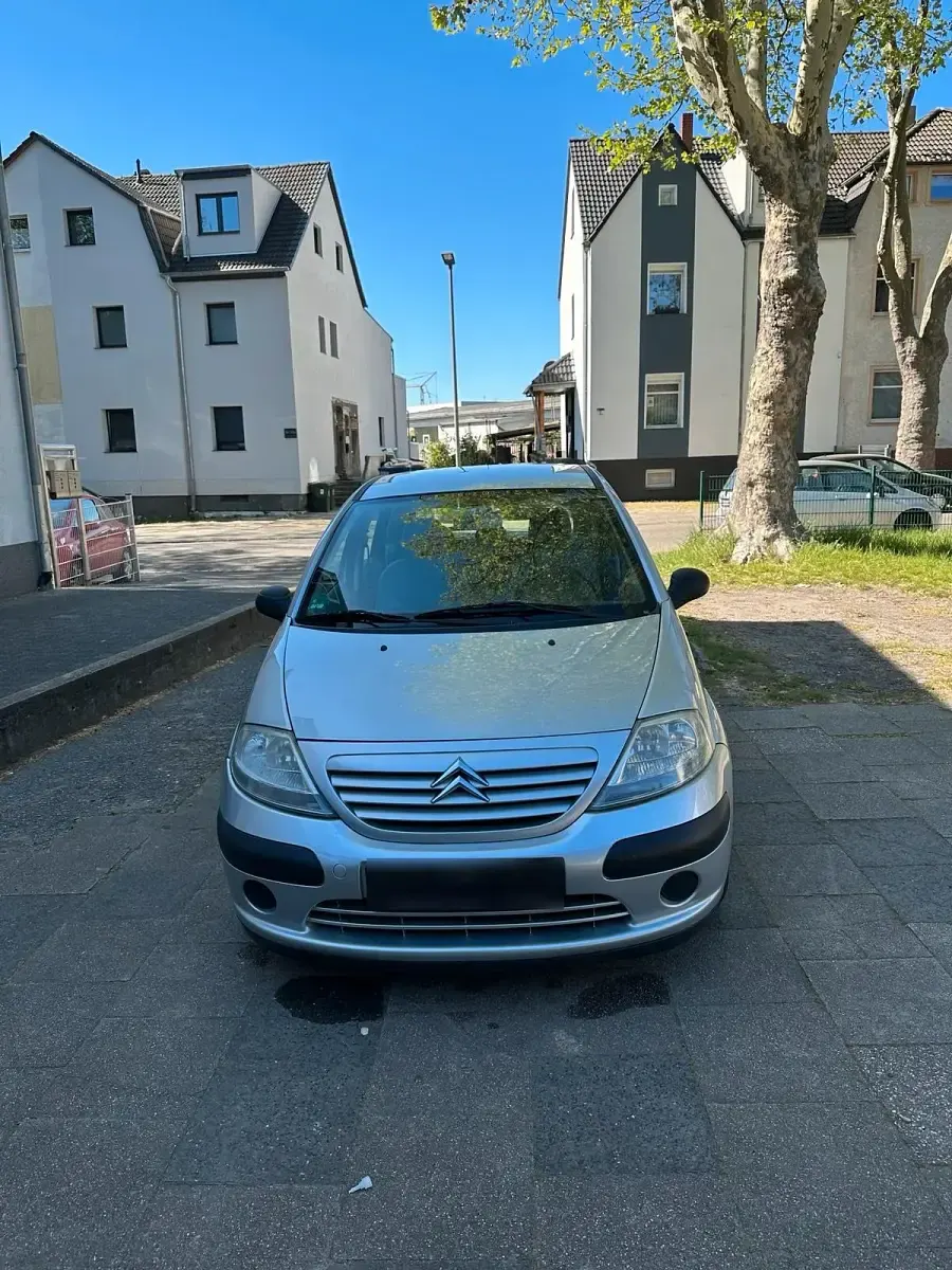 Gebraucht Citroën C3 74 PS (54 kW) 2002 Silber Kleinwagen