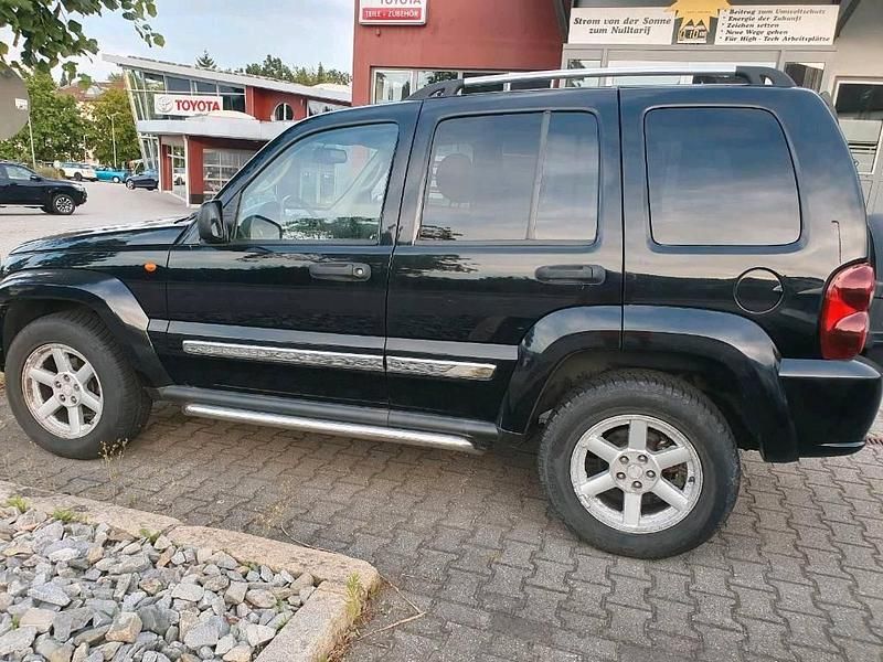 Gebraucht Jeep Cherokee 165 PS (121 kW) 2006 Schwarz SUV