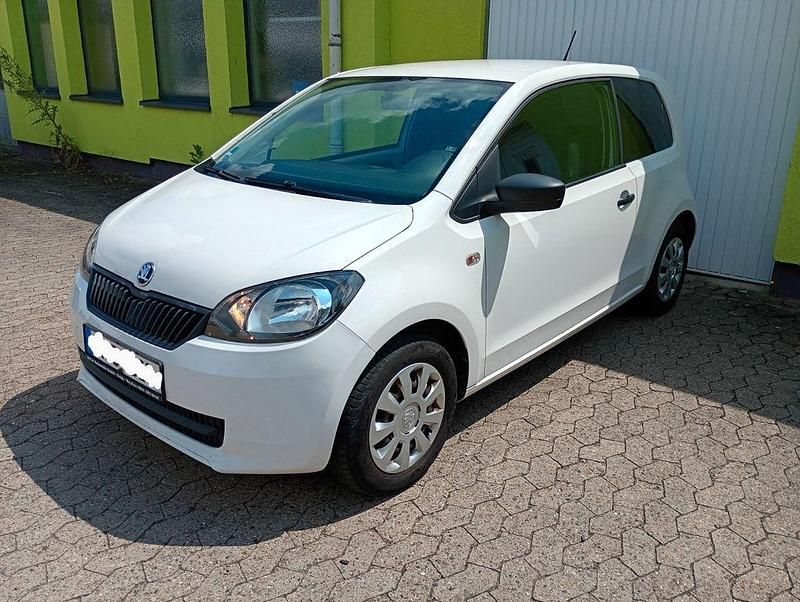 Weiß Gebraucht 2016 Skoda Citigo Kleinwagen | 3.750 € (Guter Preis) - Bild 1/4