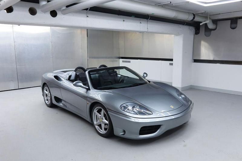 Second-hand Ferrari 360 400 CP (294 kW) 2004 Gri Cabrio