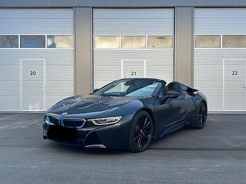 Gebraucht BMW i8 Performance 374 PS (275 kW) 2018 Grau Cabrio