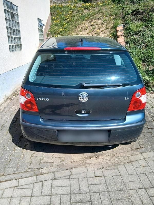 Gebraucht VW Polo 64 PS (47 kW) 2003 Grau Kleinwagen