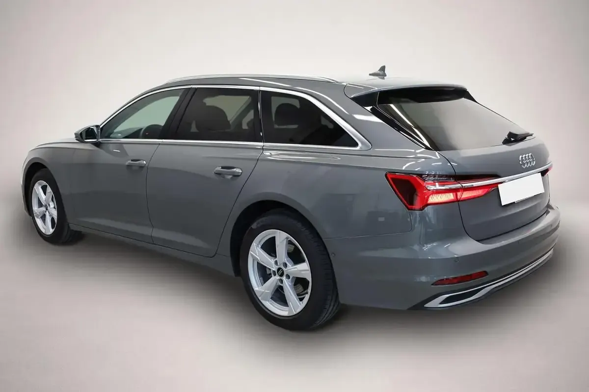Gebraucht Audi A6 Advanced 163 PS (119 kW) 2025 Manufacturer Kombi